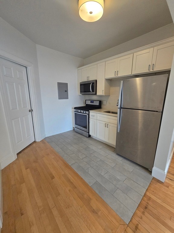 4 Gardner St unit 7, Boston, MA 02134 - photo 1