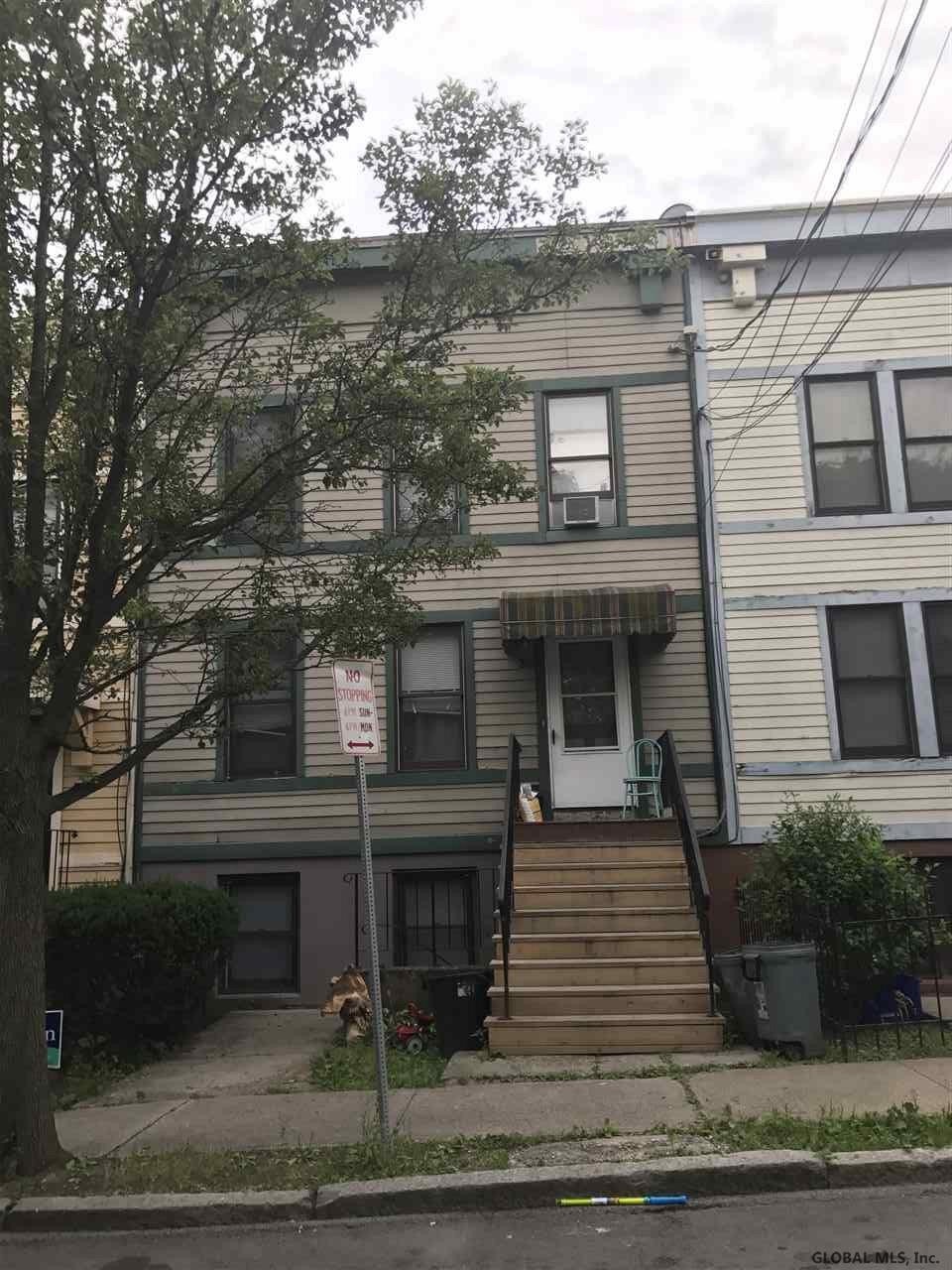 30 Delaware St unit garden, Albany, NY 12202 - photo 1