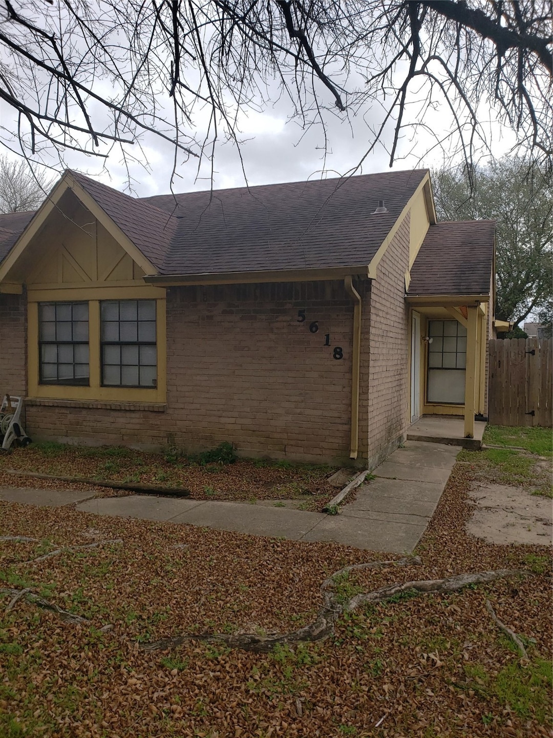 For Rent $1,395/month • Co-Listing Agent