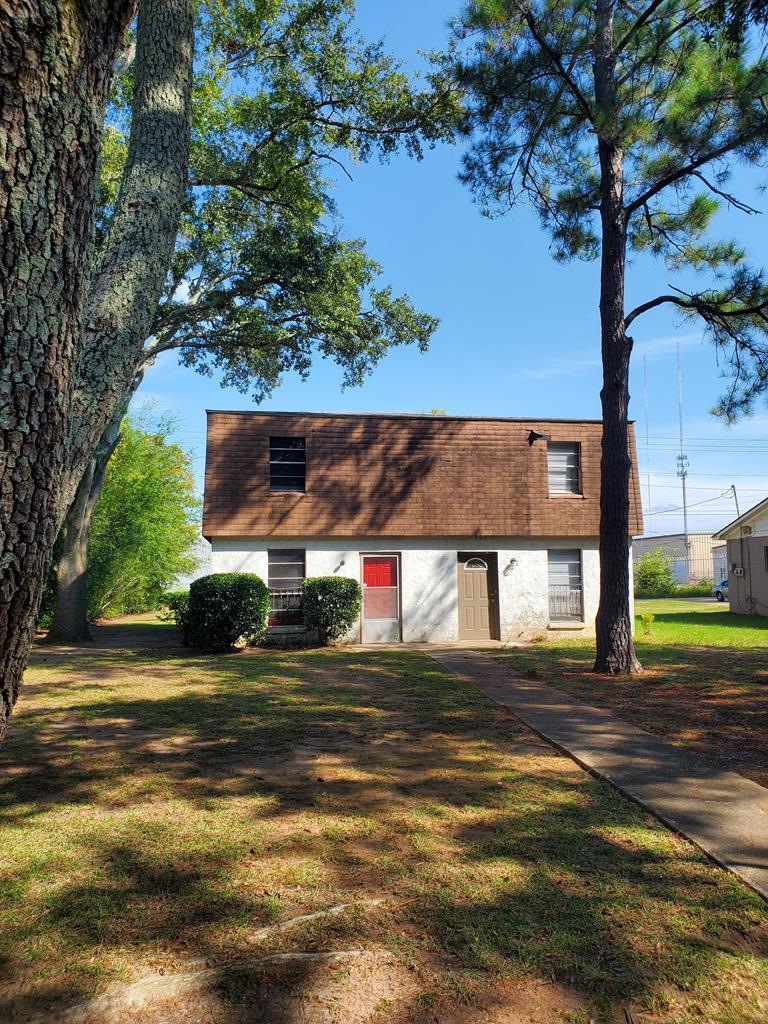 1505 W Highland Ave, Albany, GA 31707 - photo 1