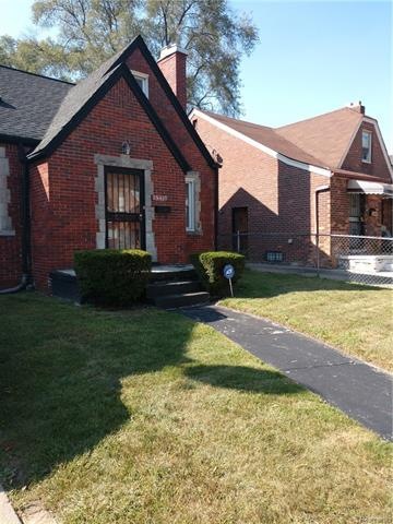 front-15411 Monte Vista.jpg