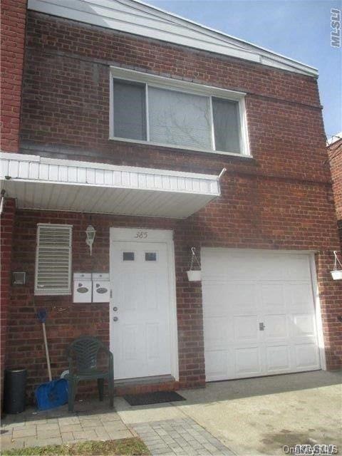 385 Willis Ave unit Up, Williston Park, NY 11596 - photo 1