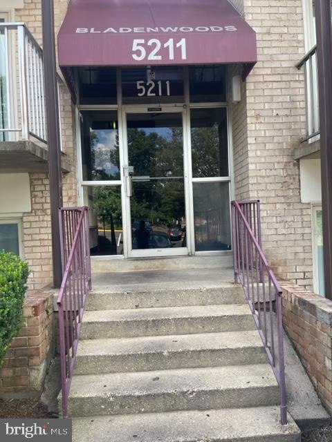 5211 Newton St unit 102, Bladensburg, MD 20710 - photo 1