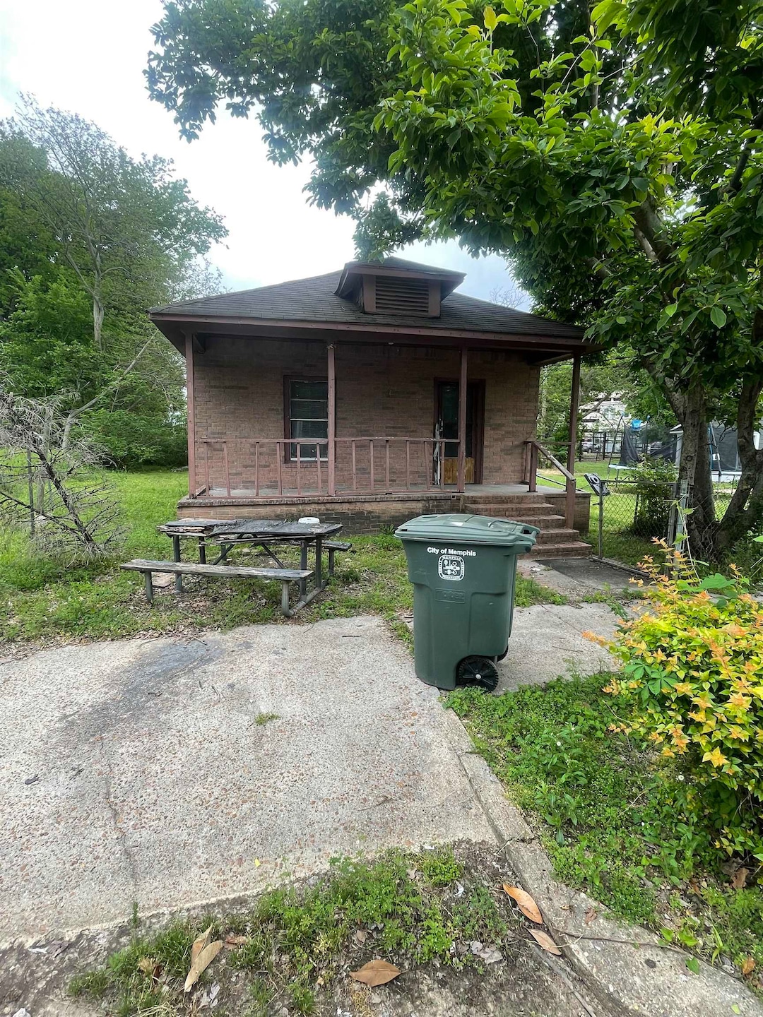 View of front of home with covered porch