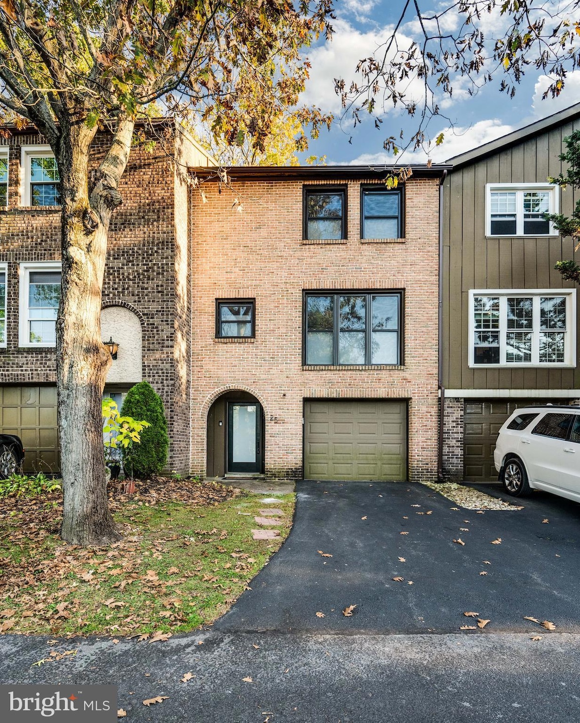 Pending $314,999 • Co-Listing Agent