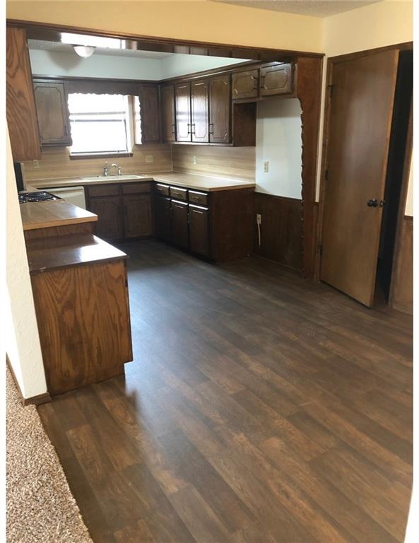 1813 Briar Hill St, Moore, OK 73160 - photo 1