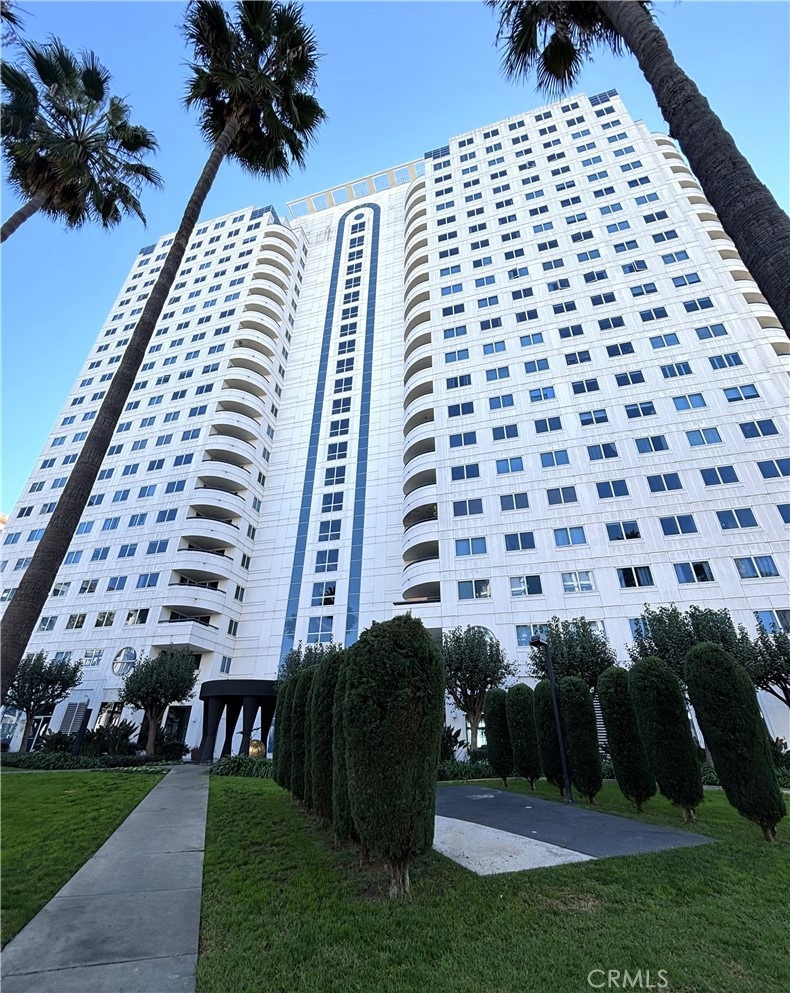Harbor Place Tower unit 1801, Long Beach, CA 90802 - photo 1