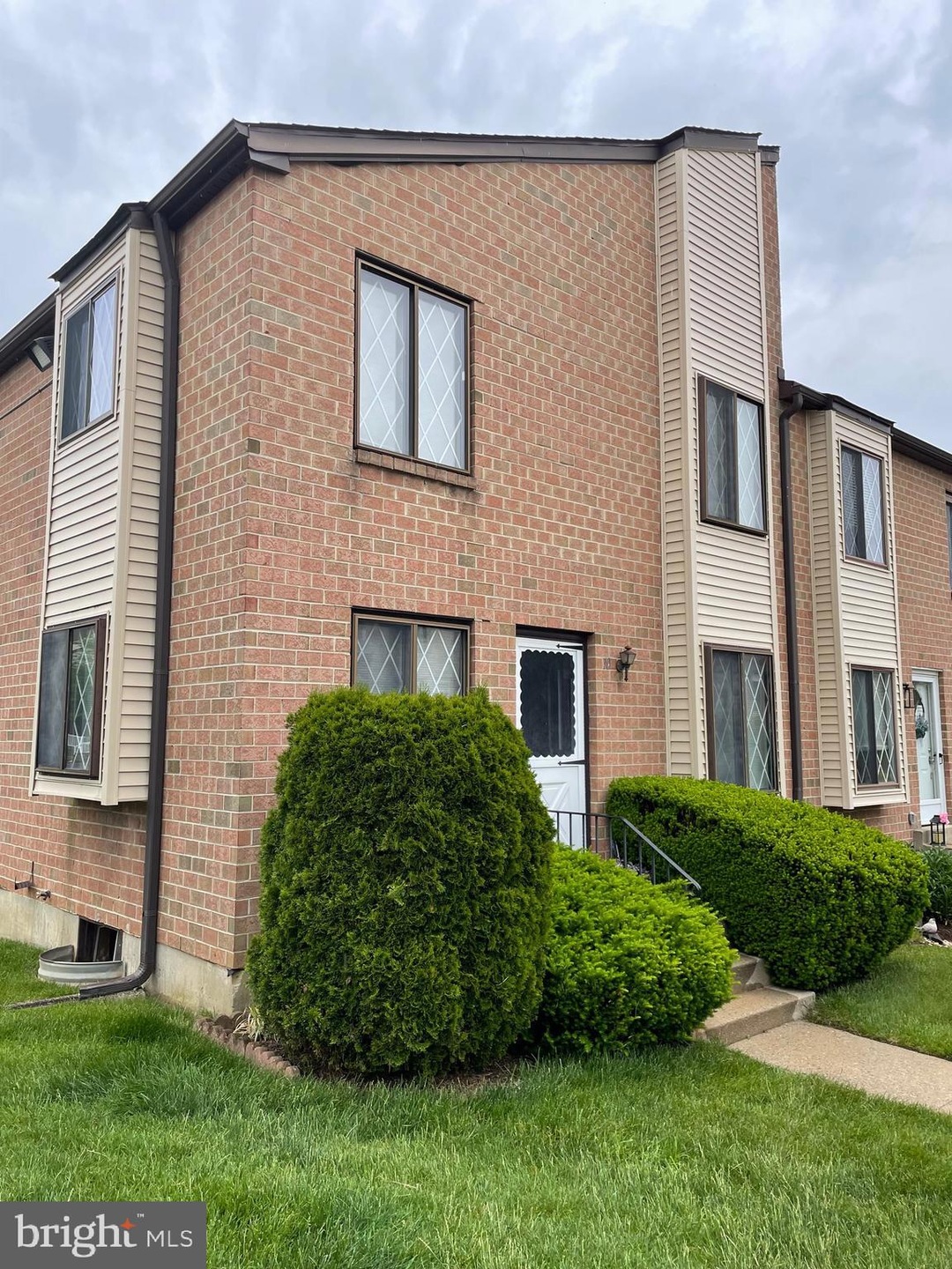 Altemus Farms unit 397, Brookhaven, PA 19015 - photo 1