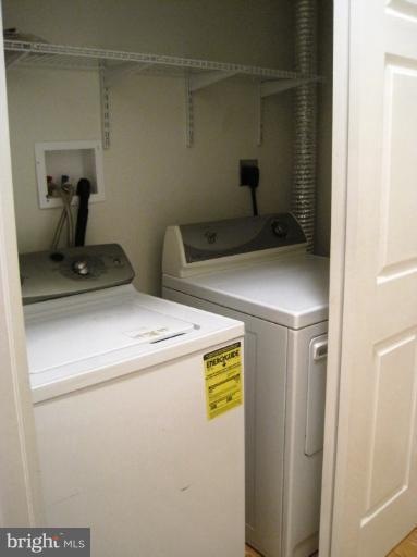 42076 Nyala Ct, Aldie, VA 20105 - photo 1