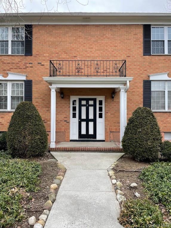 3 Somerset Dr unit 10M, Suffern, NY 10901 - photo 1