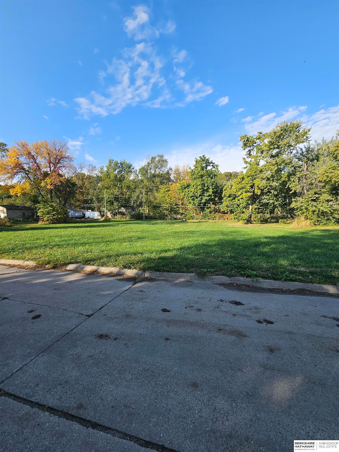 4726 N 18th St, Omaha, NE 68110 - photo 1