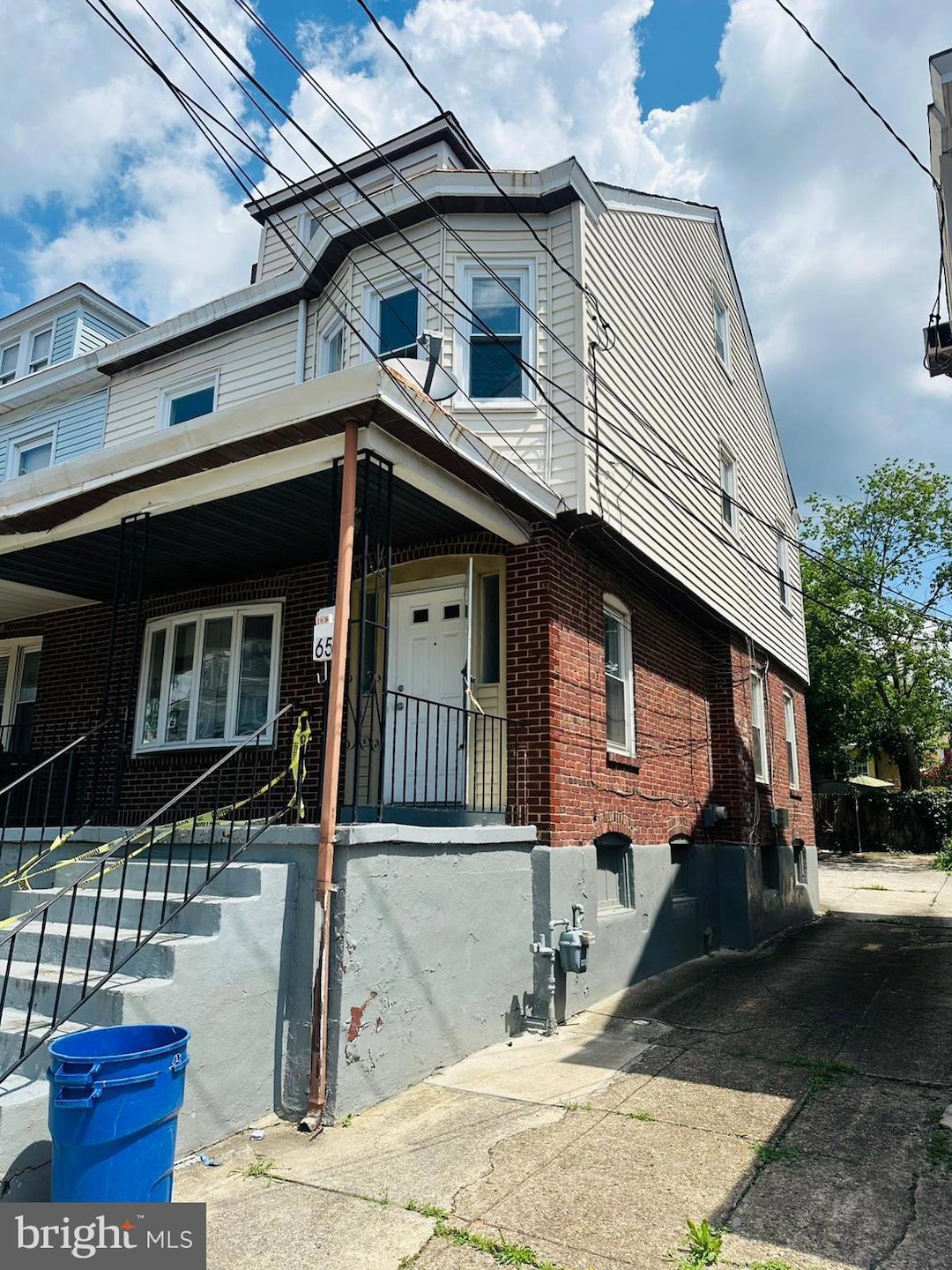 656 Rutherford Ave, Trenton, NJ 08618 - photo 1