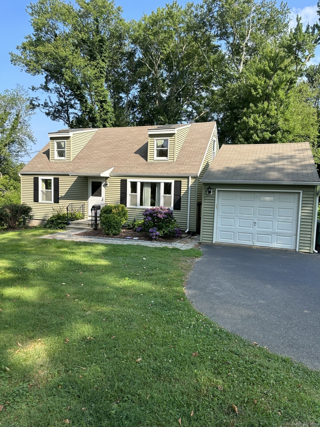 1448 New Haven Ave, Milford, CT 06460 - photo 1