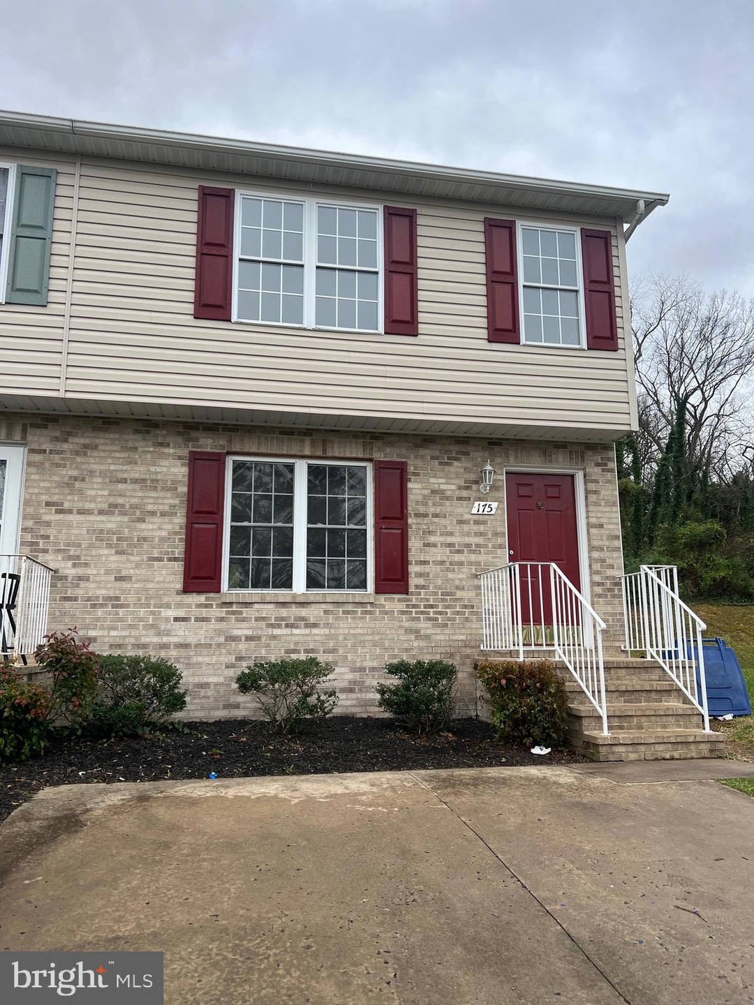 175 W Duck St, Front Royal, VA 22630 - photo 1