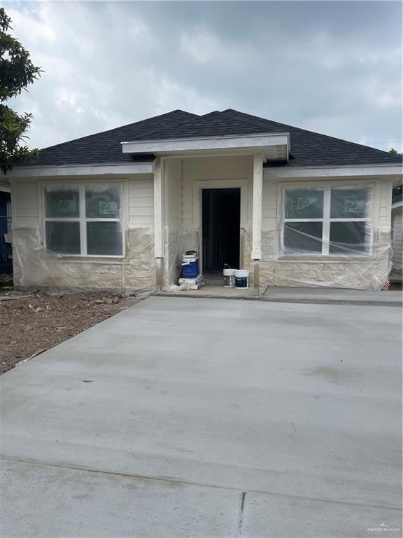 802 E Bell Ave, Pharr, TX 78577 - photo 1