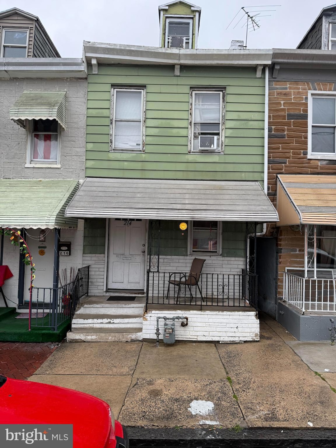 Pending $90,000 • Co-Listing Agent