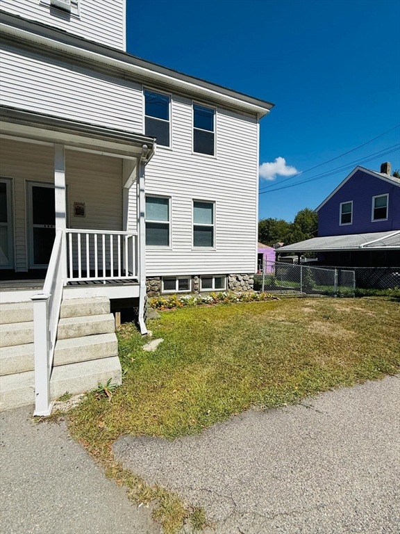 279 Central St, Hudson, MA 01749 - photo 1
