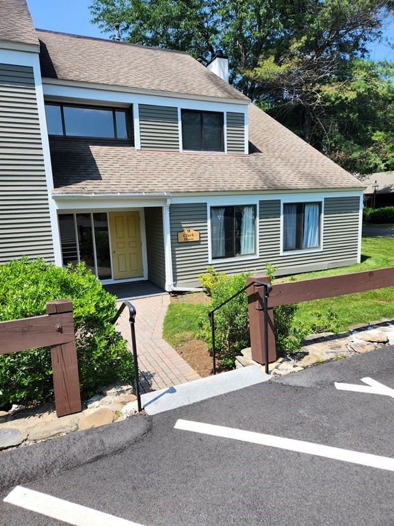 9 Concord Greene unit 5, Concord, MA 01742 - photo 1