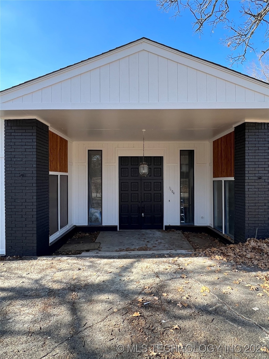 4606 E 76th St, Tulsa, OK 74136 - photo 1