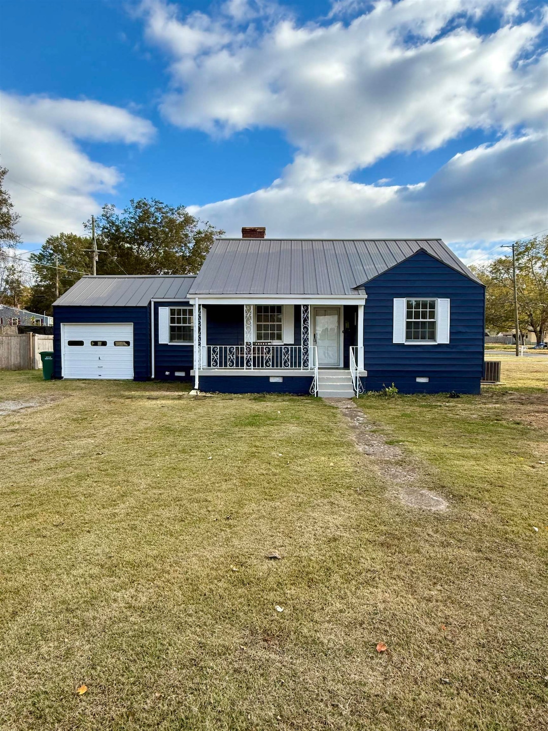 3100 E Colbert St, Sheffield, AL 35660 - photo 1