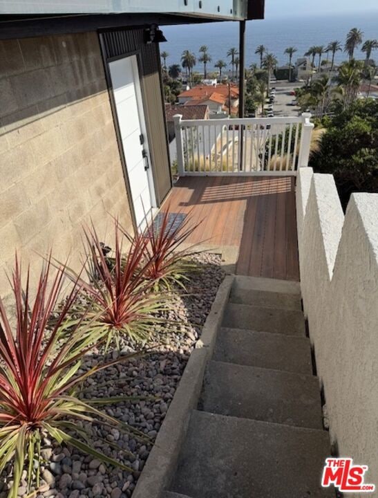 1433 Silvius Ave, San Pedro, CA 90731 - photo 1