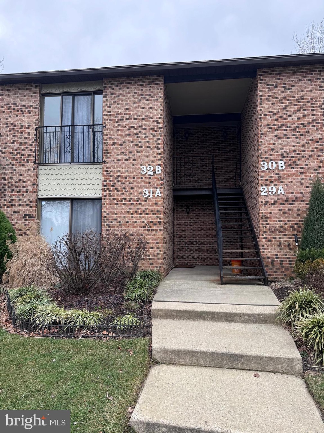 32B Sumac Ct unit 32B, Mount Laurel, NJ 08054 - photo 1