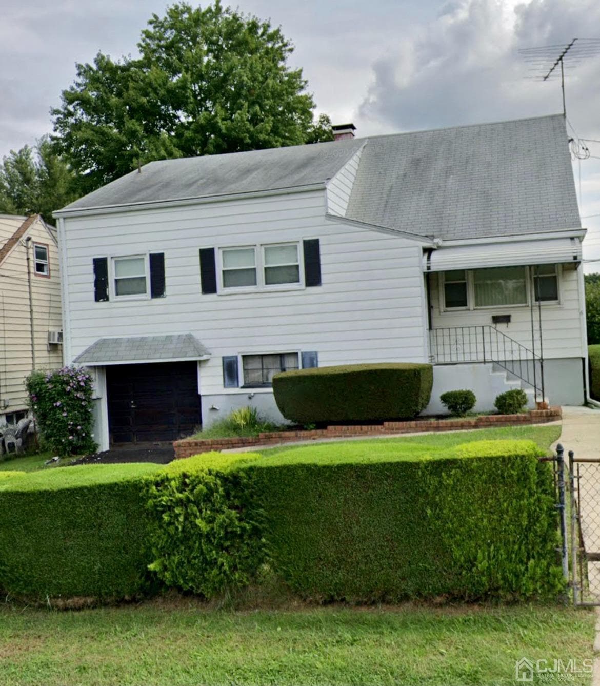 6 De Grasse St, Fords, NJ 08863 - photo 1