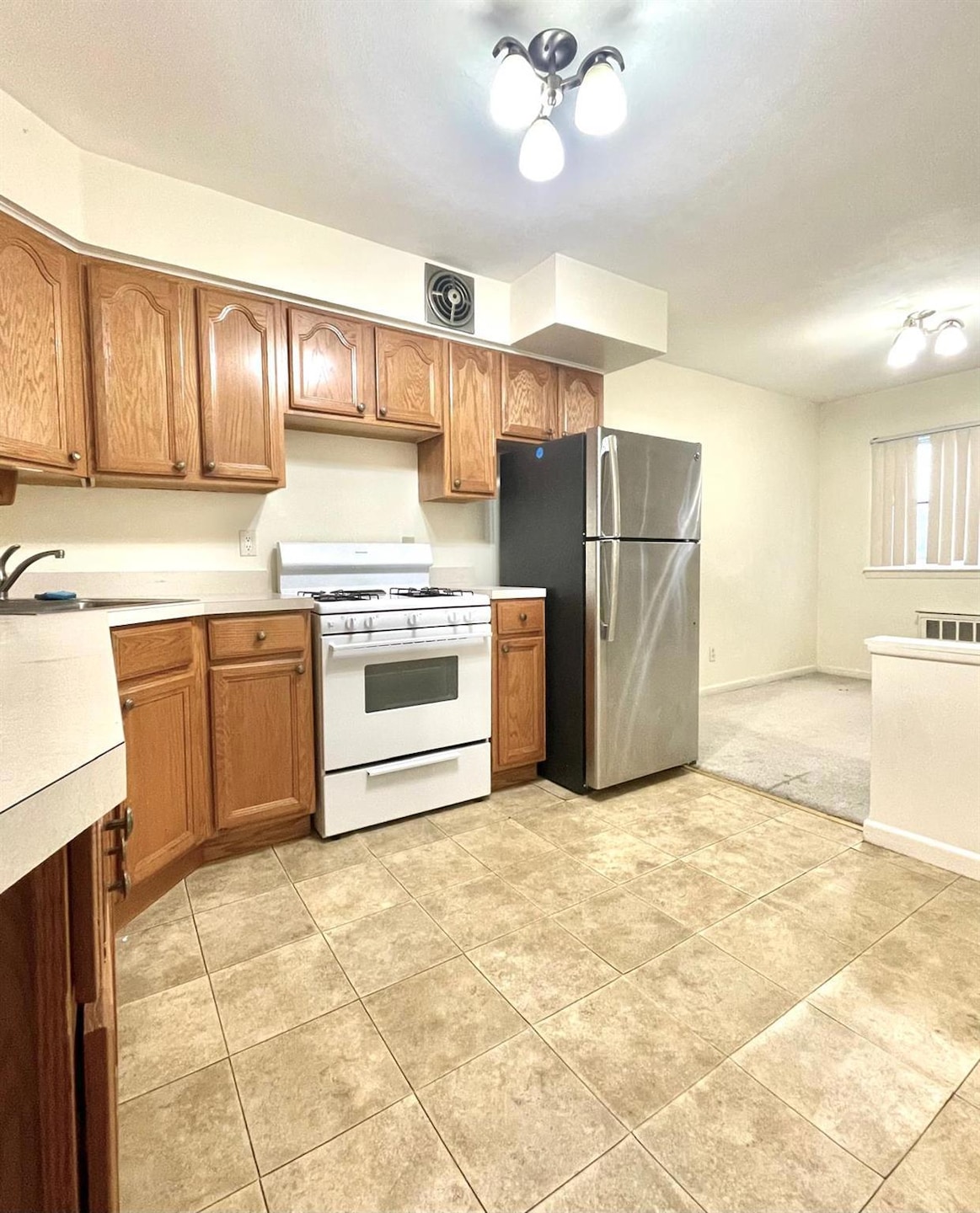 92-09 241st St unit 3, Bellerose, NY 11426 - photo 1