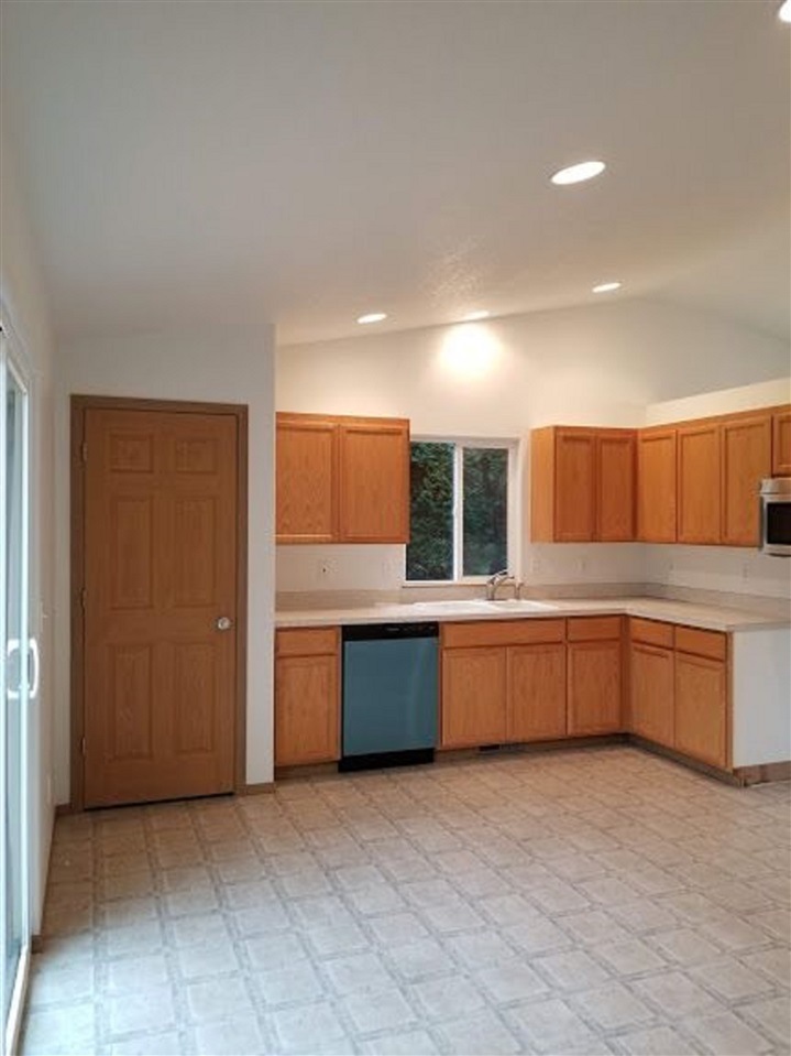 1328 Angie Way NE, Keizer, OR 97303 - photo 1