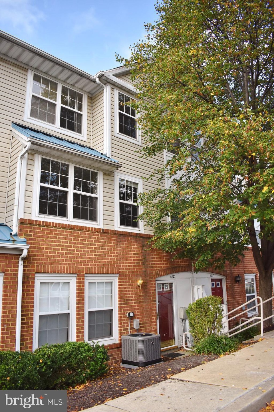 6225 Sandpiper Ct, Elkridge, MD 21075 - photo 1