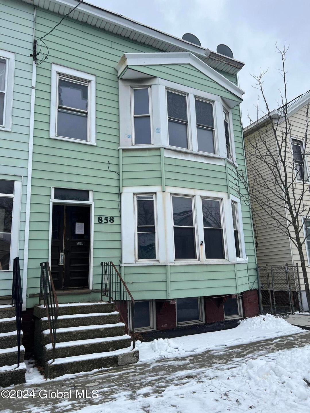 858 3rd St, Albany, NY 12206 - photo 1