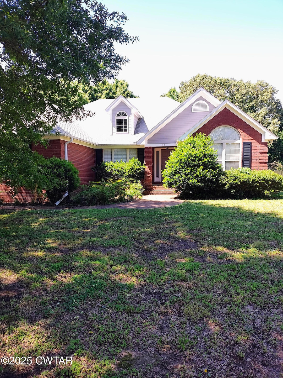 44 SUMMERVIEW DR FRONT VIEW 2