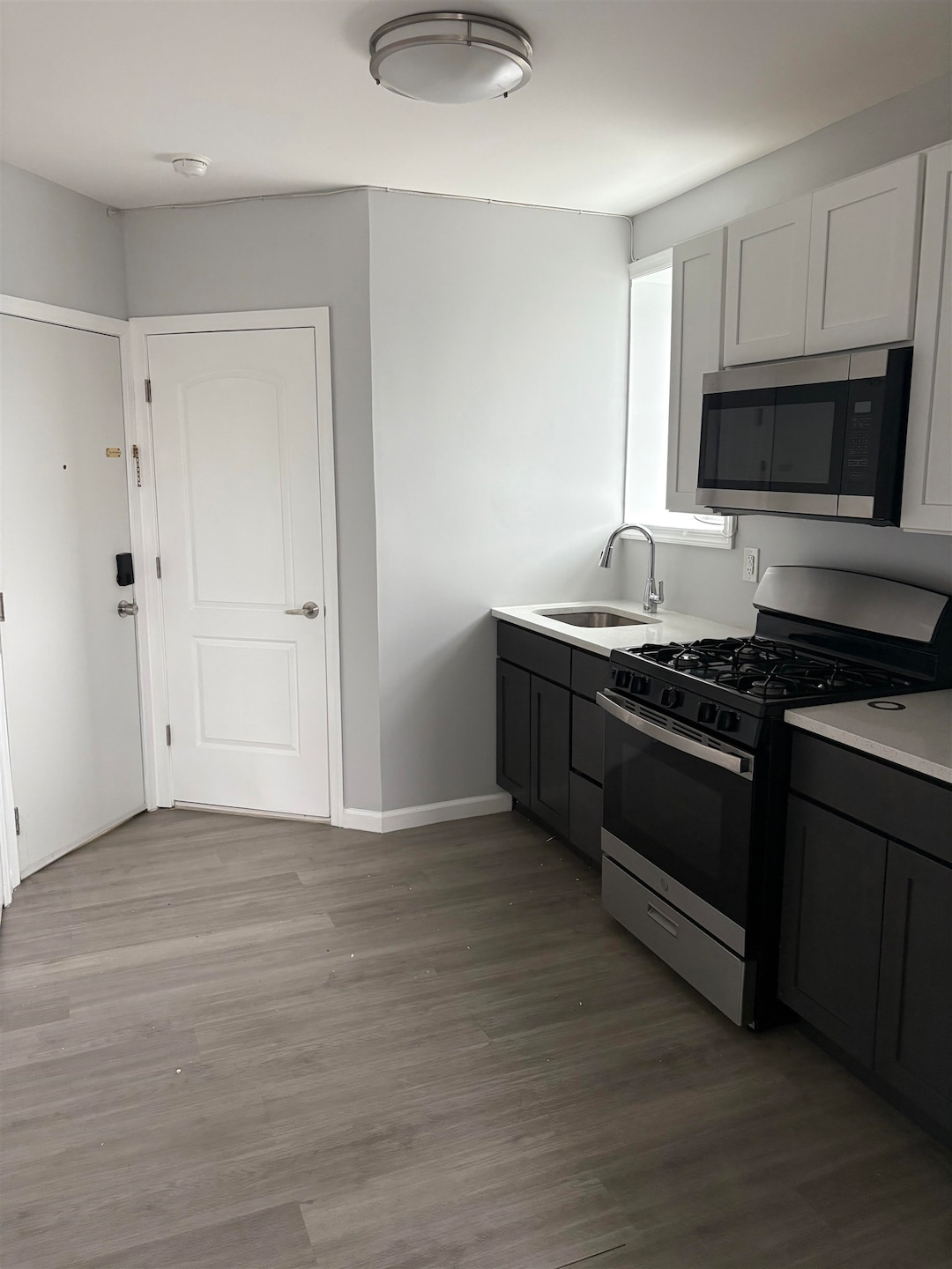 17 Teaneck Rd unit 3A, Ridgefield Park, NJ 07660 - photo 1