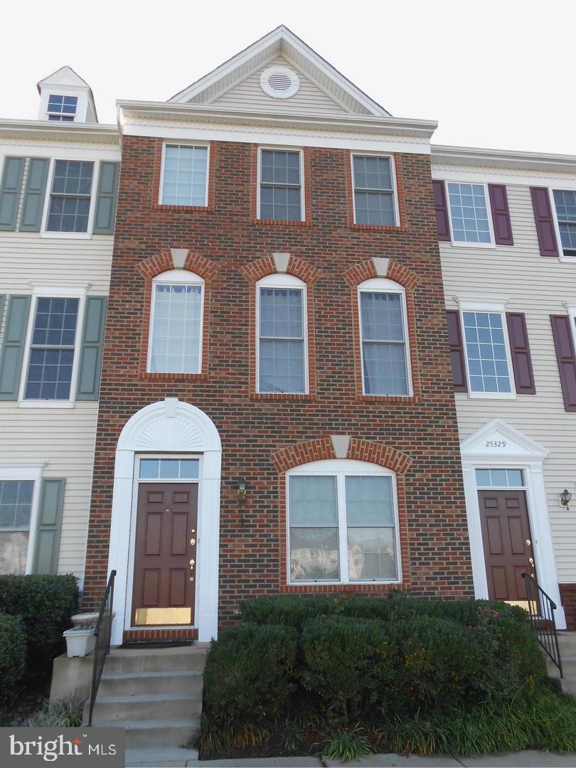 25327 Eldridge Terrace, Chantilly, VA 20152 - photo 1