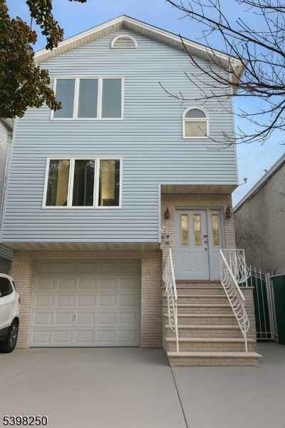 63 Chambers St, Newark, NJ 07105 - photo 1