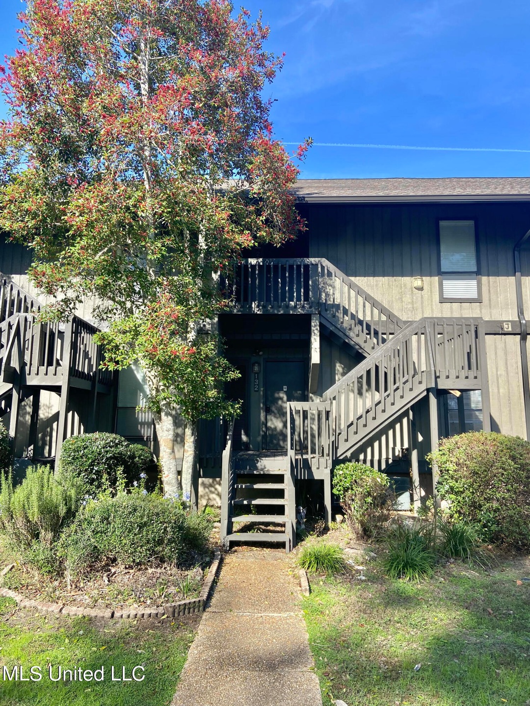 232 Lanai Village