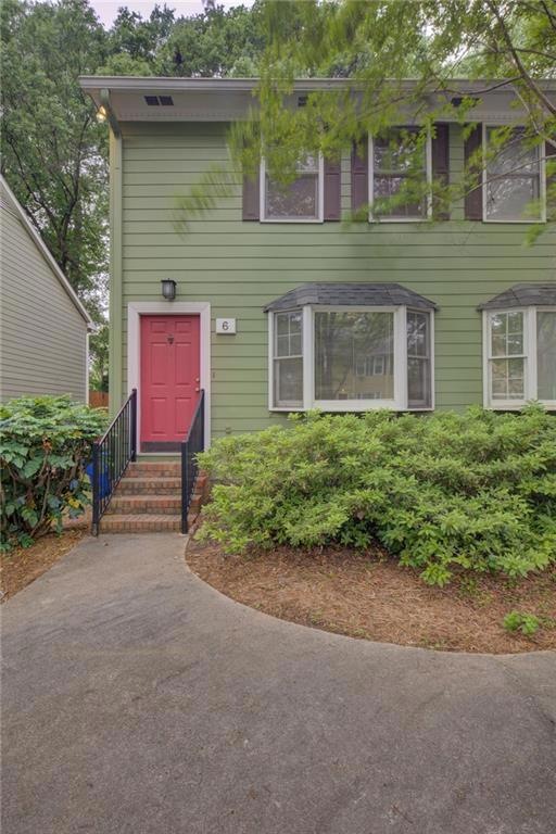 Sold $300,000 • Co-Listing Agent