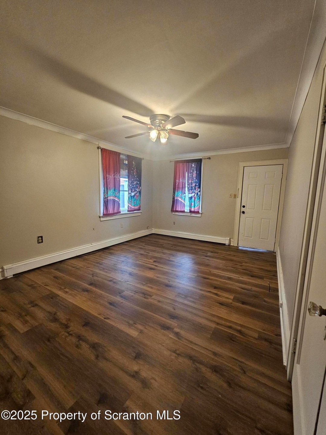 532 Alder St unit 1, Scranton, PA 18505 - photo 1