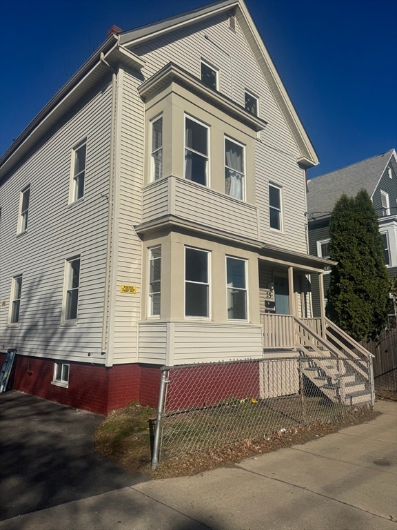 25 Adams St unit 1, Lynn, MA 01902 - photo 1