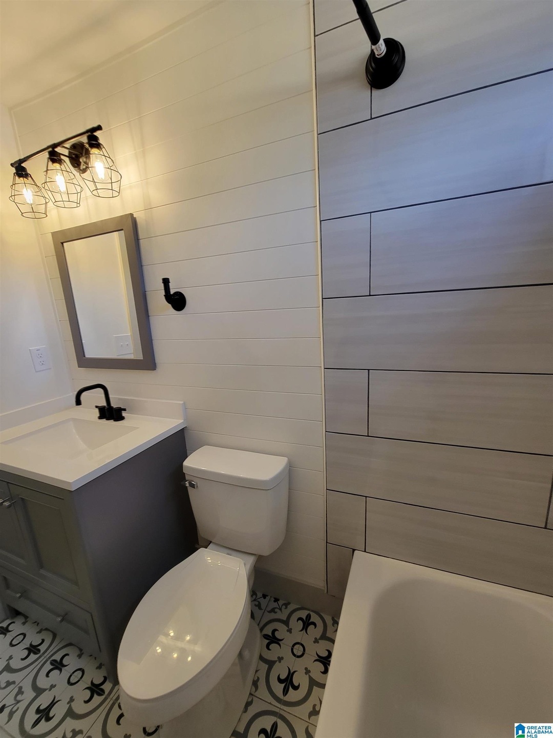 2237 1st St NE, Center Point, AL 35215 - photo 1