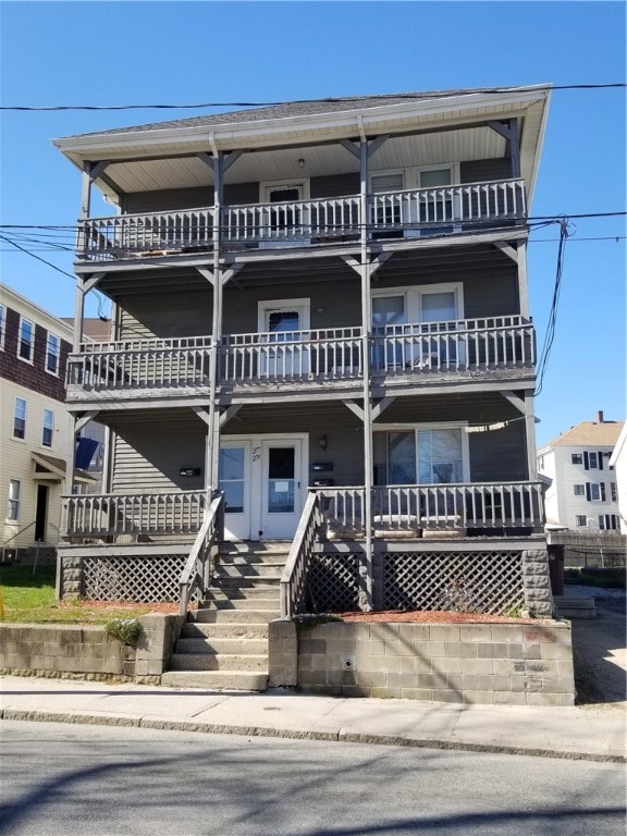 277 Mason St, Woonsocket, RI 02895 - photo 1