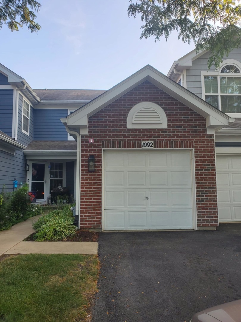 1092 Camden Ct unit 245, Glendale Heights, IL 60139 - photo 1