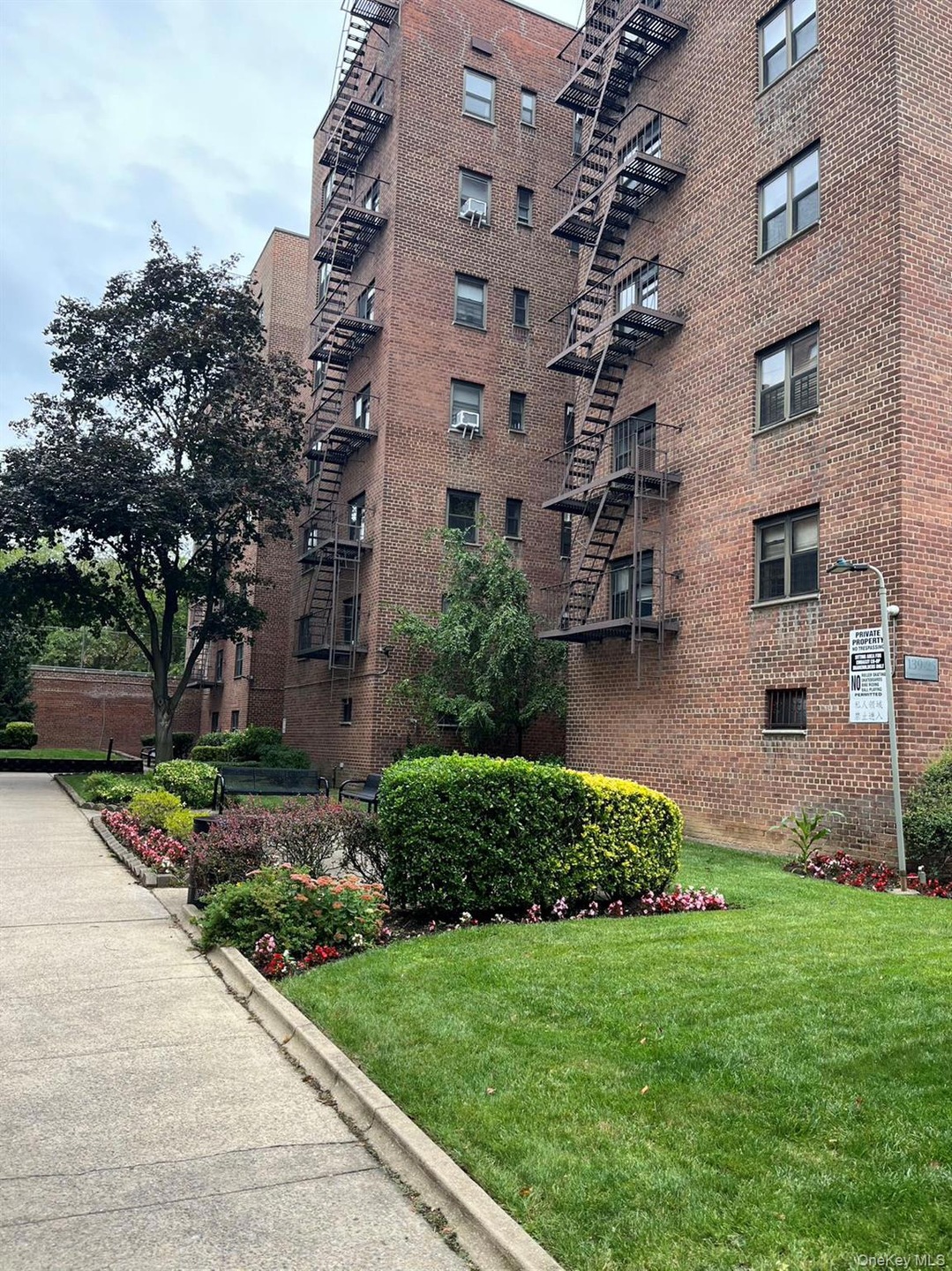 139-25 31st Rd unit 6B, Flushing, NY 11354 - photo 1