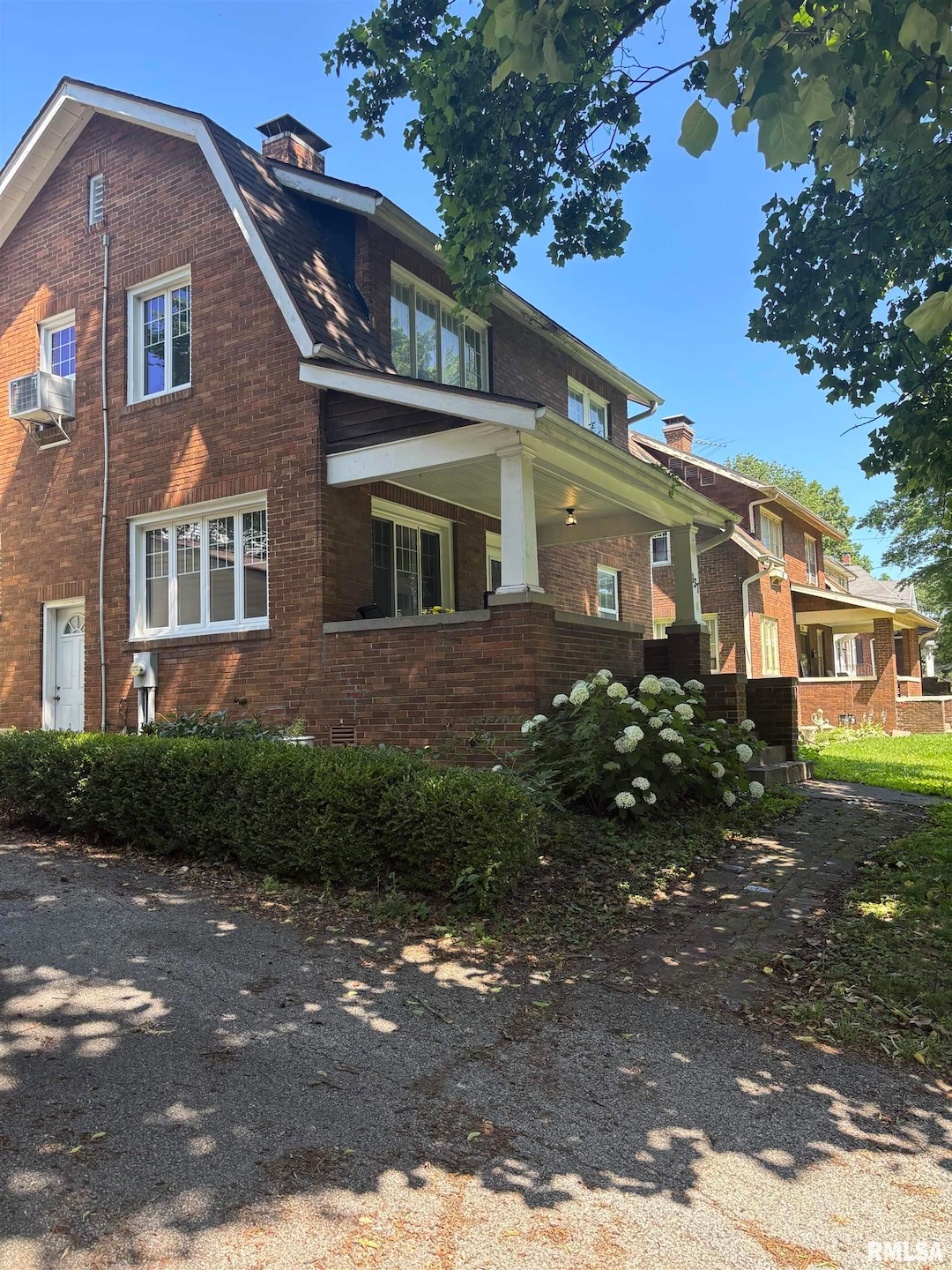 Under Contract $159,900