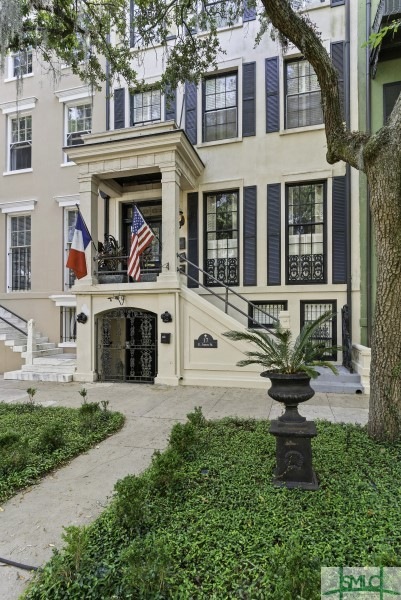17 E Jones St unit 3, Savannah, GA 31401 - photo 1