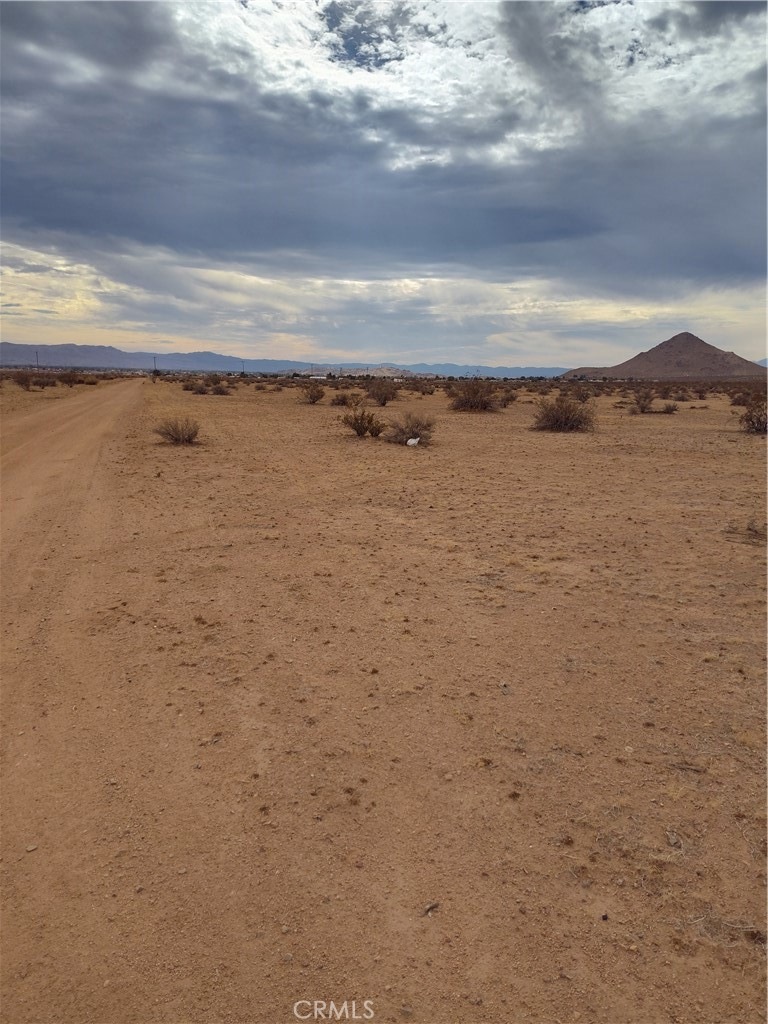0 Falchion Rd unit HD25258722, Apple Valley, CA - photo 1