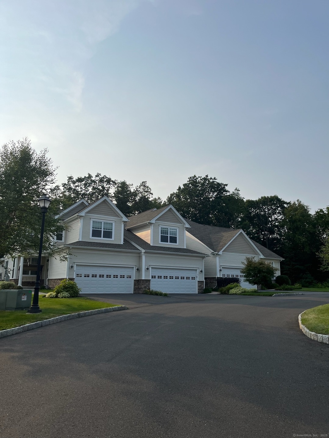 11 Arrowwood Ct unit 11, Middlebury, CT 06762 - photo 1