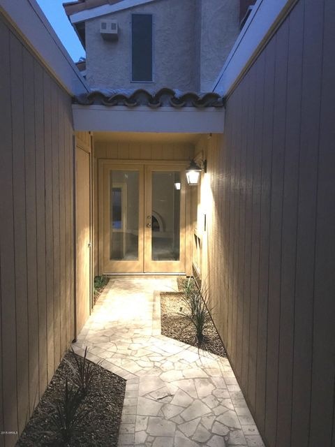 10445 N 9th St, Phoenix, AZ 85020 - photo 1