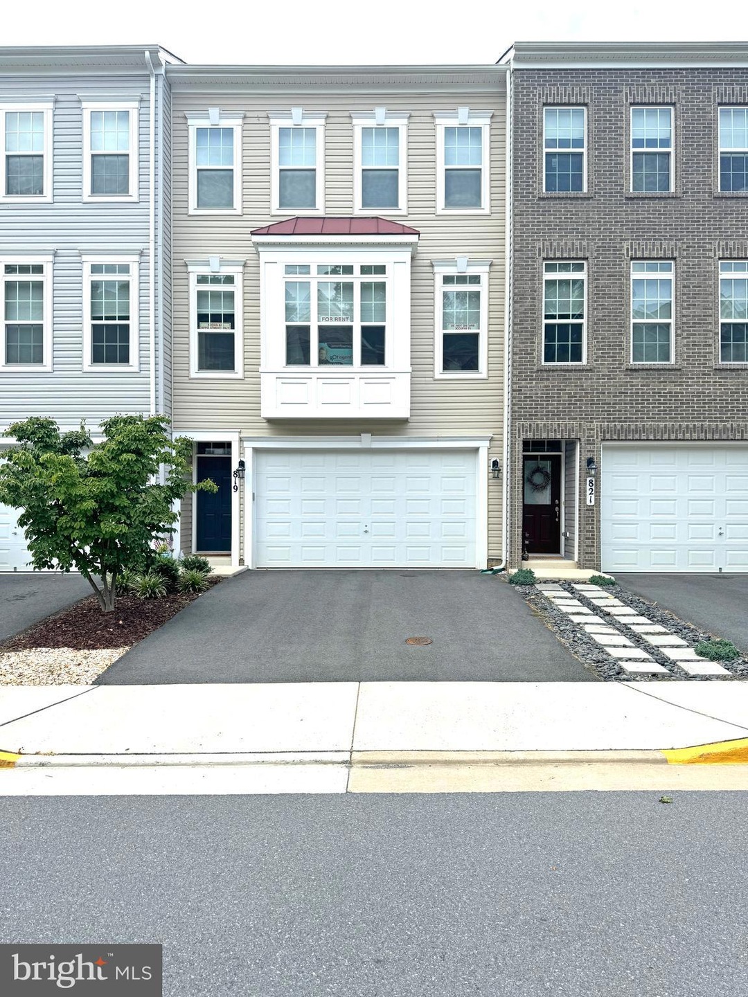 819 Savile Row Terrace, Purcellville, VA 20132 - photo 1