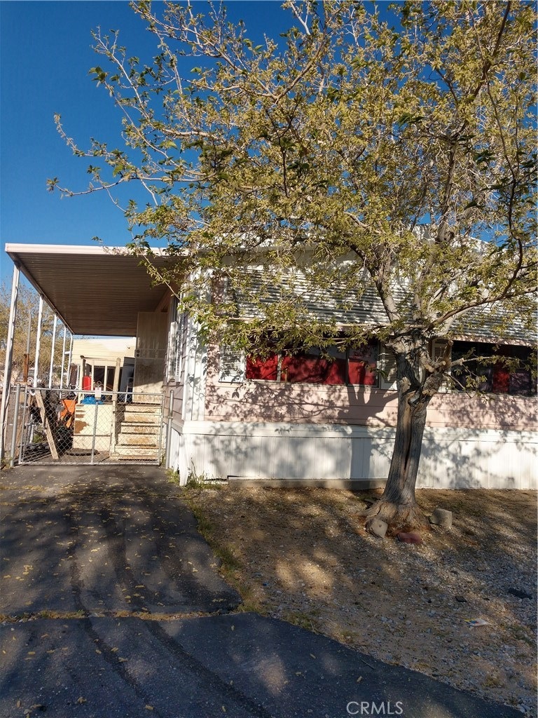 62475 29 Palms Hwy, Joshua Tree, CA 92252 - photo 1